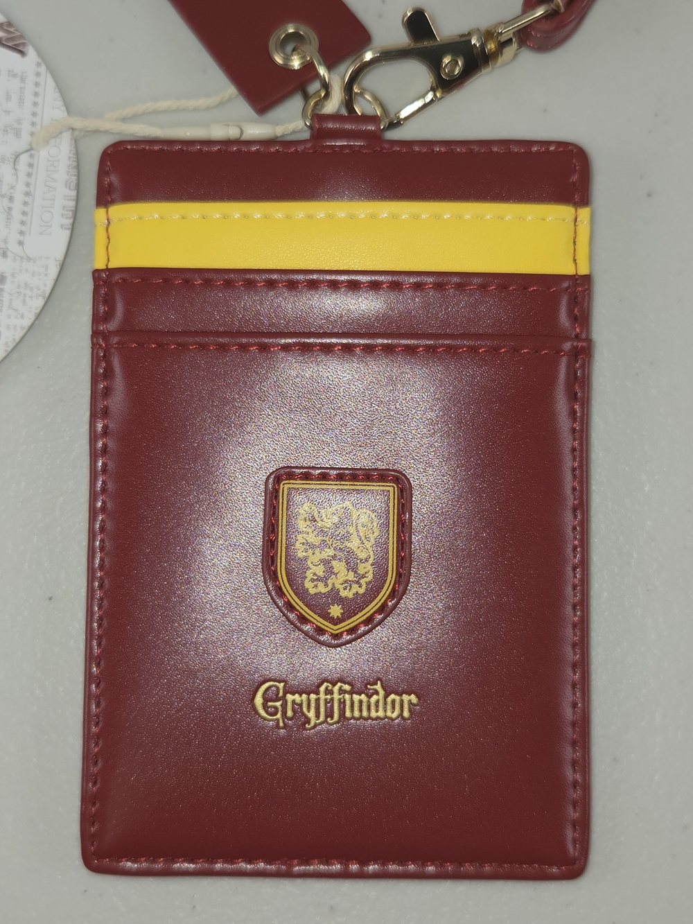 NWT Harry Potter Gryffindor Burgundy and Yellow Wallet Multiple Card Holders - Picture 2 of 9